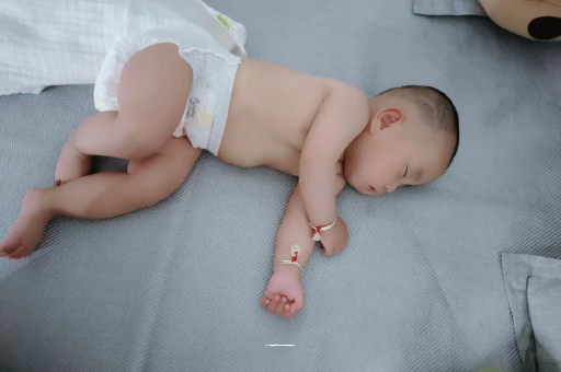 丽江宝宝身高体重